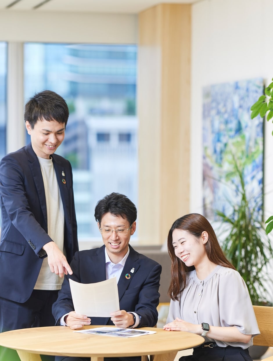 本社技術の先輩たちの写真